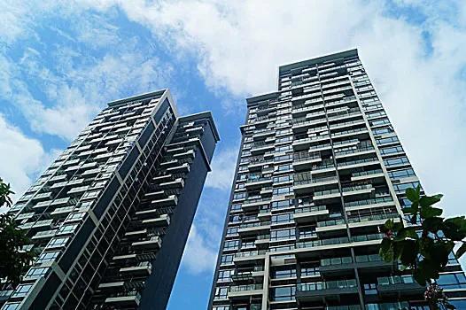 上海臨港房產(chǎn)從310萬跌到147萬,未來還會跌到四位數(shù)